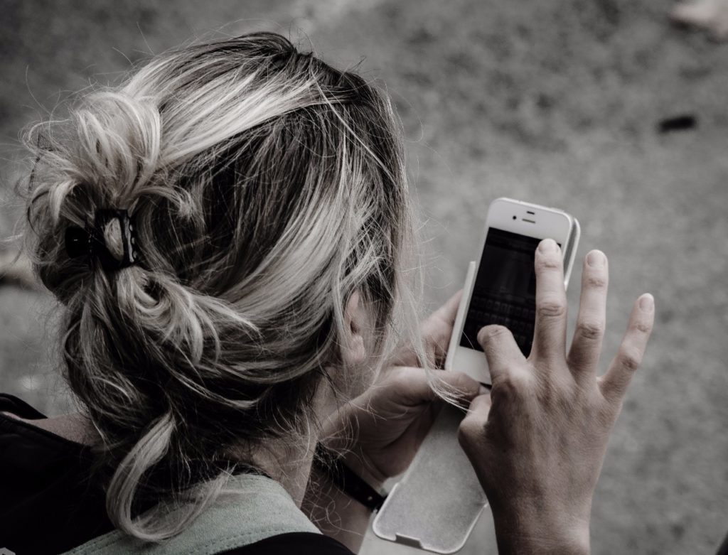 Así funcionaría el voto electrónico a través de celulares en Colombia