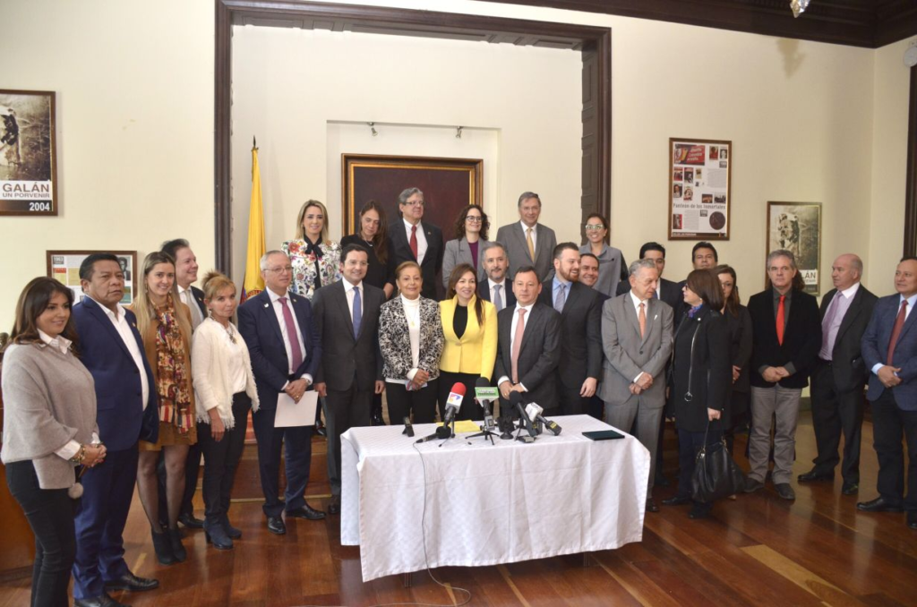 MinTIC y el Congreso se unen en pro del sector de las telecomunicaciones