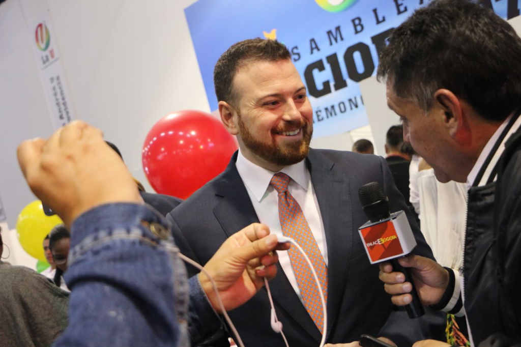 Desde el Congreso defendemos la libertad de expresión y el periodismo ¡Feliz día del periodista!