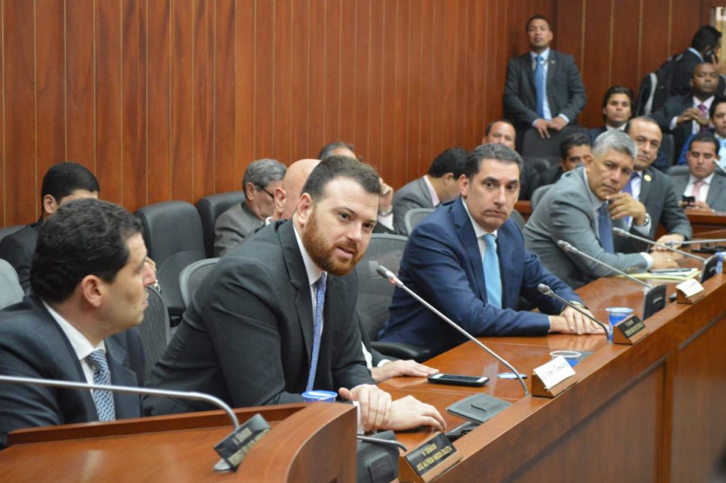 Conformada la Comisión Económica del Senado de la República