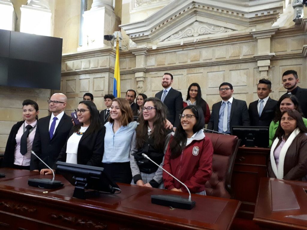 Protestas reactivan curules de jóvenes para jóvenes: Andrés García Zuccardi