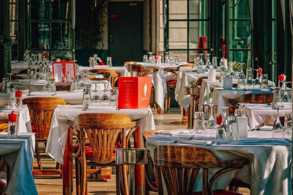 Restaurantes exentos de impuesto hasta diciembre